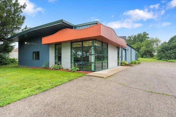 1225 Greenway Cross, Madison, WI 53713