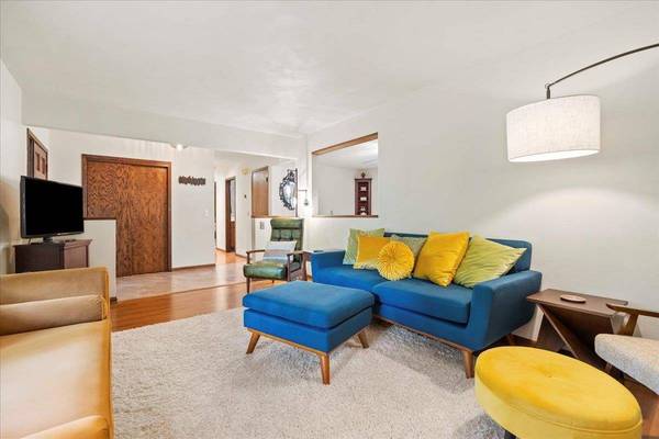 3604 Tura Road, Mcfarland, WI 53558