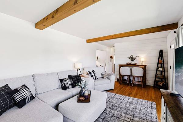 516 Clover Lane, Fort Atkinson, WI 53538