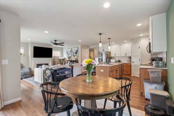 1252 Merry Blossom Lane, Verona, WI 53593