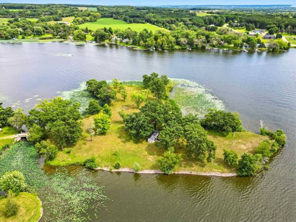 Lots 5 & 22 Carol Court, Pardeeville, WI 53954