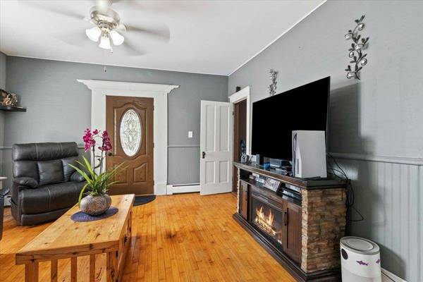 154 E Main Street, Wautoma, WI 54982