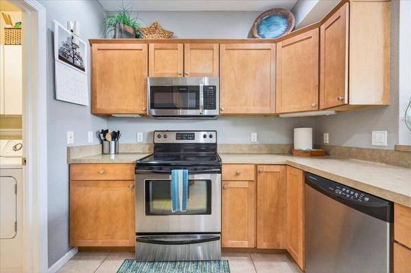 40 Keystone Way #39, Fitchburg, WI 53711