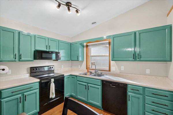 2802 Wayland Drive, Madison, WI 53713