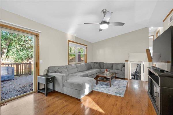 2802 Wayland Drive, Madison, WI 53713