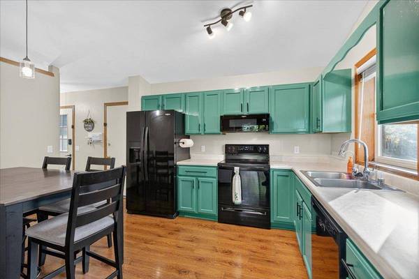2802 Wayland Drive, Madison, WI 53713