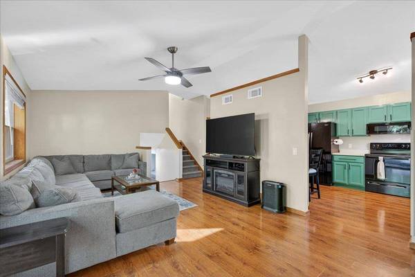 2802 Wayland Drive, Madison, WI 53713