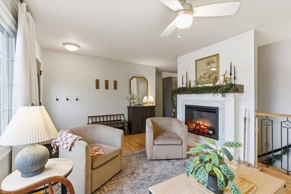 127 Thomson Lane, Oregon, WI 53575