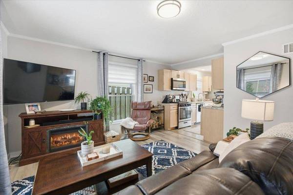 4218 Warwick Way, Madison, WI 53711