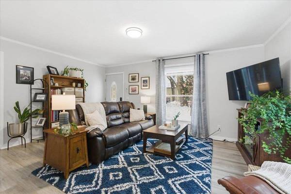 4218 Warwick Way, Madison, WI 53711