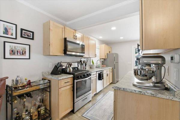 4218 Warwick Way, Madison, WI 53711