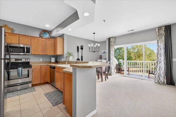 40 Keystone Way #39, Fitchburg, WI 53711