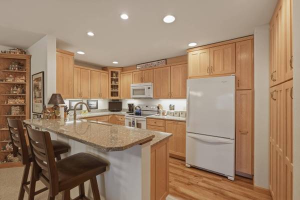 2820 Marshall Court #3, Madison, WI 53705