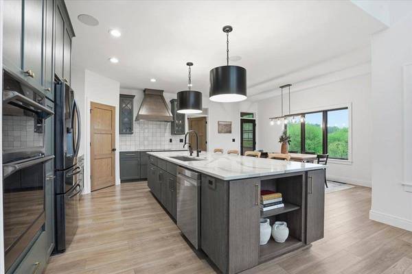 5326 Mary Lane, Fitchburg, WI 53711