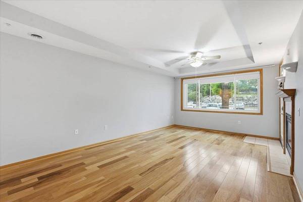 3001 Stratton Way #105, Madison, WI 53719