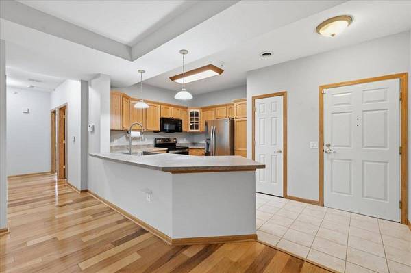 3001 Stratton Way #105, Madison, WI 53719