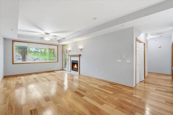 3001 Stratton Way #105, Madison, WI 53719