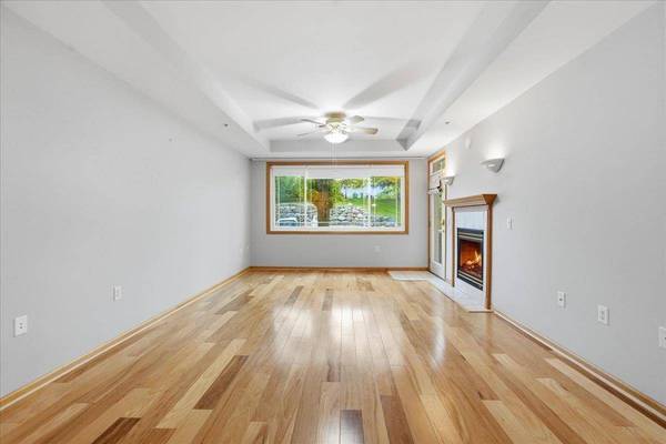 3001 Stratton Way #105, Madison, WI 53719