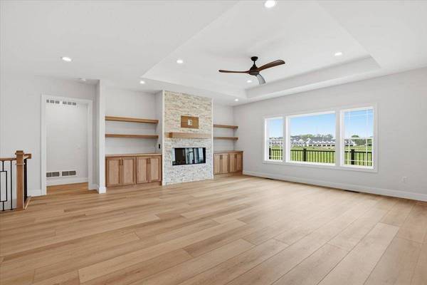 567 Morning Cove Circle, Verona, WI 53593