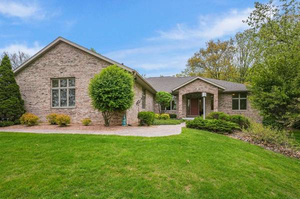7622 N Orchard View Drive, Evansville, WI 53536