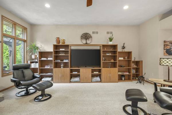 7622 N Orchard View Drive, Evansville, WI 53536