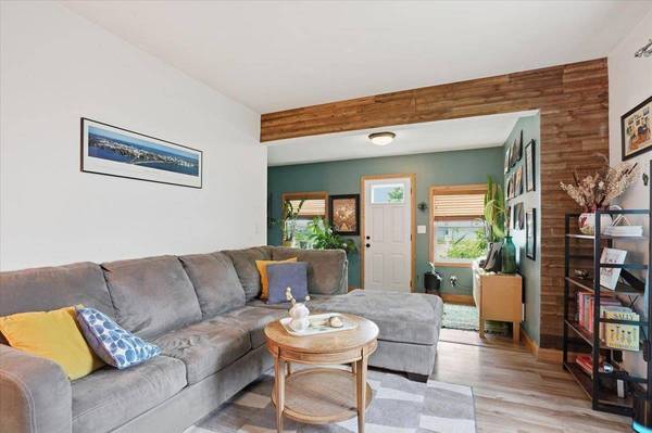 638 Mayfair Avenue, Madison, WI 53714