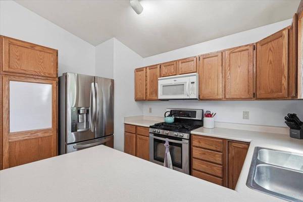 699 Robin Drive, Sun Prairie, WI 53590