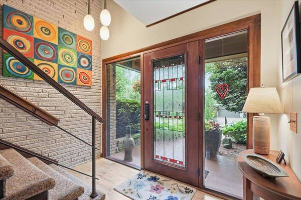 3990 Plymouth Circle, Madison, WI 53705