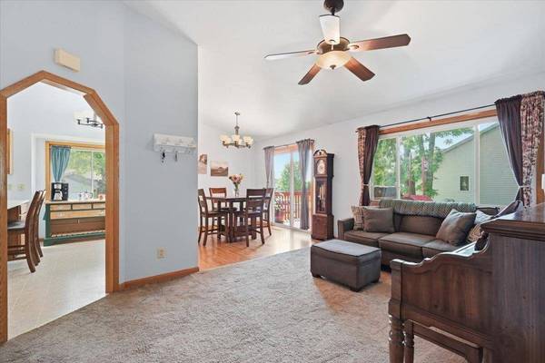 699 Robin Drive, Sun Prairie, WI 53590