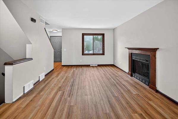 6866 Park Ridge Drive, Madison, WI 53719