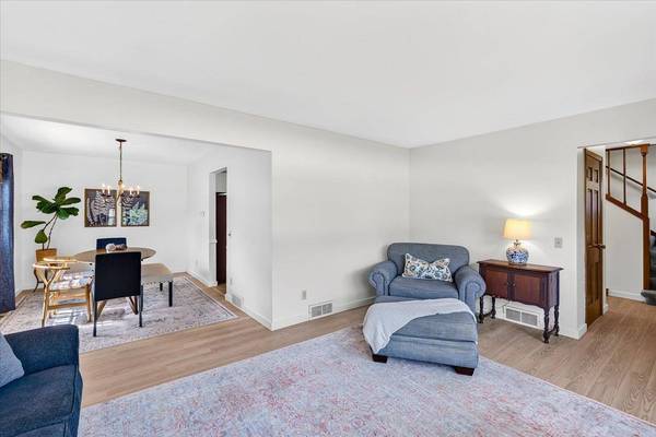 5749 Richmond Drive, Fitchburg, WI 53719