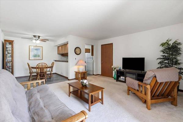 205 Whispering Pines Way, Fitchburg, WI 53713