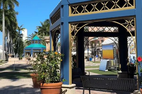 East vs. West Boca Raton: Which Area Is Right for You?,Alex Mendel