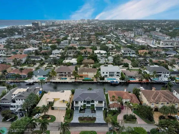 948 Banyan Drive, Delray Beach, FL 33483