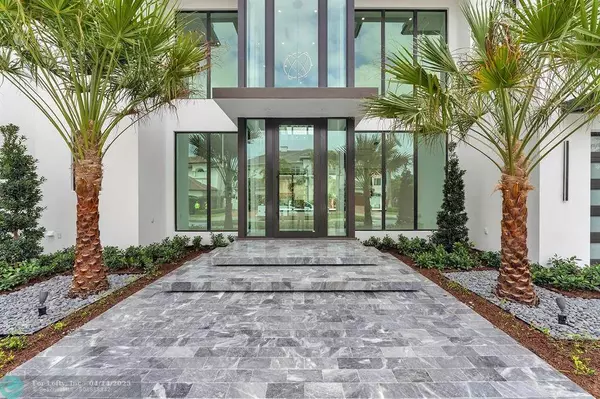 948 Banyan Drive, Delray Beach, FL 33483