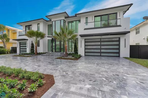 948 Banyan Drive, Delray Beach, FL 33483