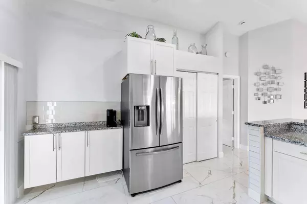 7143 Whitfield AVE, Boynton Beach, FL 33437