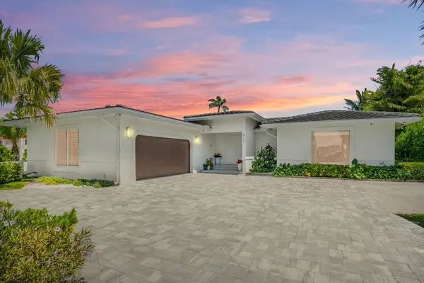 820 N Atlantic DR, Lantana, FL 33462
