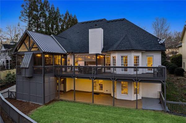 8625 Anchor On Lanier CT, Gainesville, GA 30506