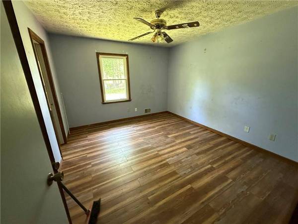 7260 Cox RD, Cumming, GA 30028