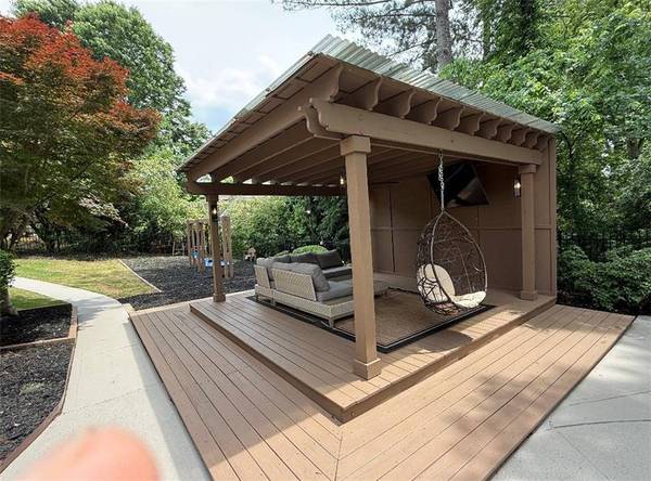 110 Keswick WAY, Alpharetta, GA 30022