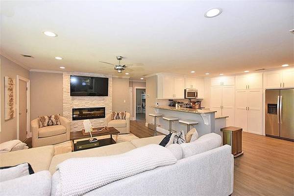 6648 Garrett RD, Buford, GA 30518