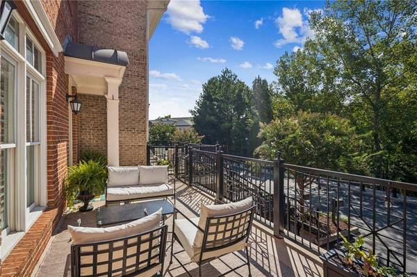 18 Buford Village WALK, Buford, GA 30518