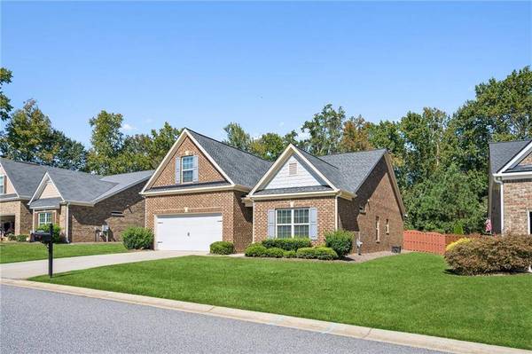 2010 Piedmont LN, Cumming, GA 30040