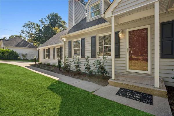 8310 Jensen TRL, Gainesville, GA 30506