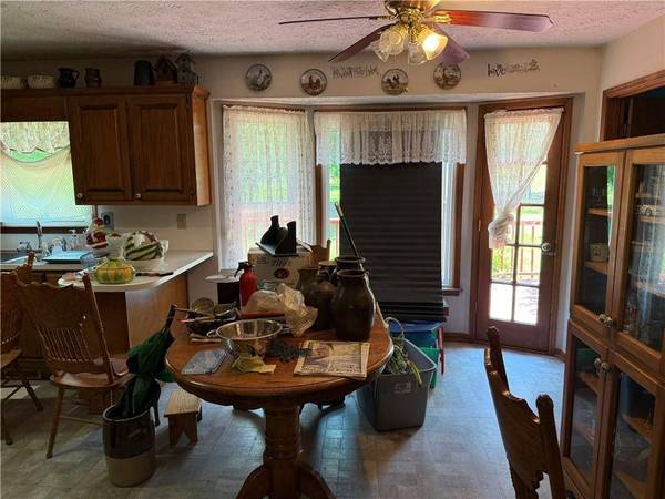 7260 Cox RD, Cumming, GA 30028