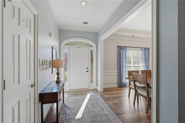 5040 Meadow Creek DR, Cumming, GA 30028