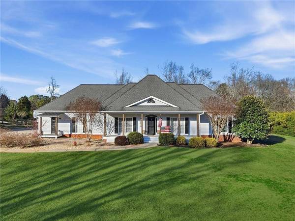 5040 Meadow Creek DR, Cumming, GA 30028