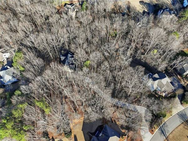 9240 Old Preserve TRL, Ball Ground, GA 30107