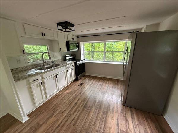 5255 Virginia AVE, Cumming, GA 30041